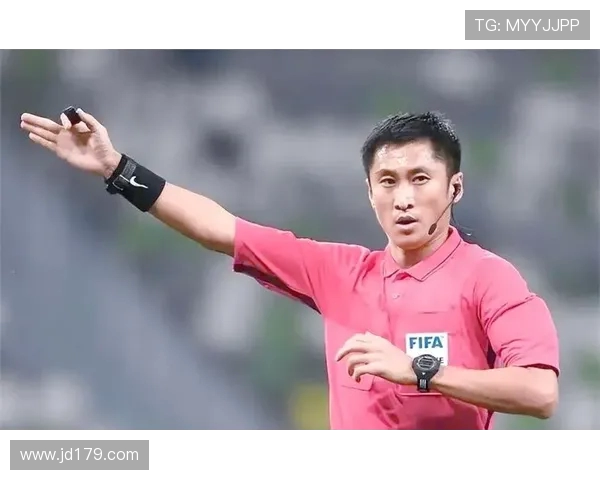 国安对阵鲁能马宁执法引热议球迷期待公平公正的比赛环境