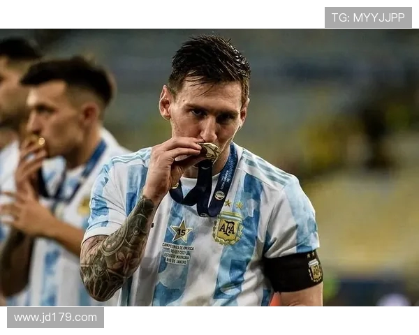 梅西传奇再续足球之路如何影响全球体育文化与年轻一代的梦想