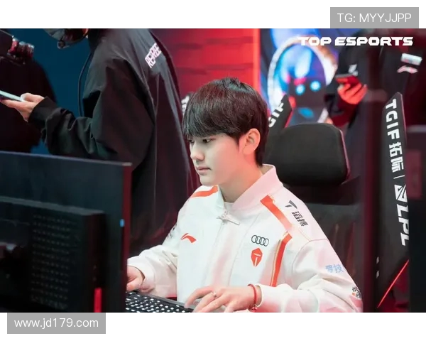 冠军杯特别报道：TES战队如何从逆境中崛起成就辉煌之路