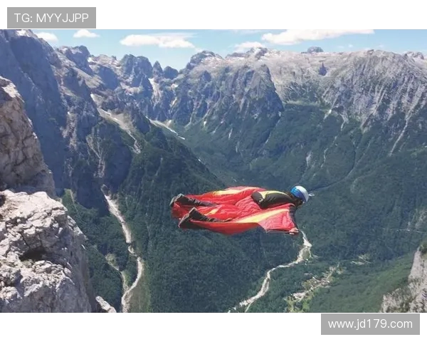 深圳极限运动队的速度之旅探索极限运动的激情与挑战